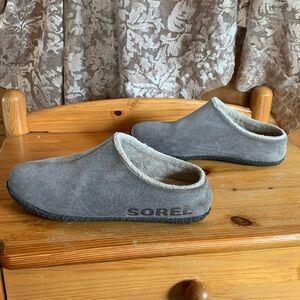 Sorel Charcoal Suede Slip-Ons Comfy Cozy Soft‎ Faux Fur Indoor Outdoor